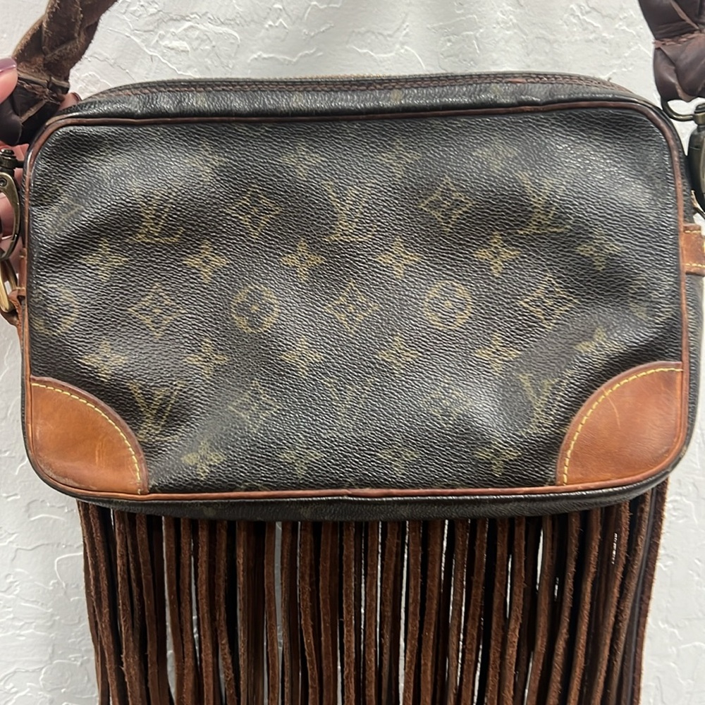 Louis Vuitton Brown Monogram Fringe Crossbody Bag - Picture 6 of 13